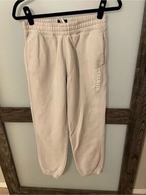 Hollister Kids Light Cream Drawstring Joggers